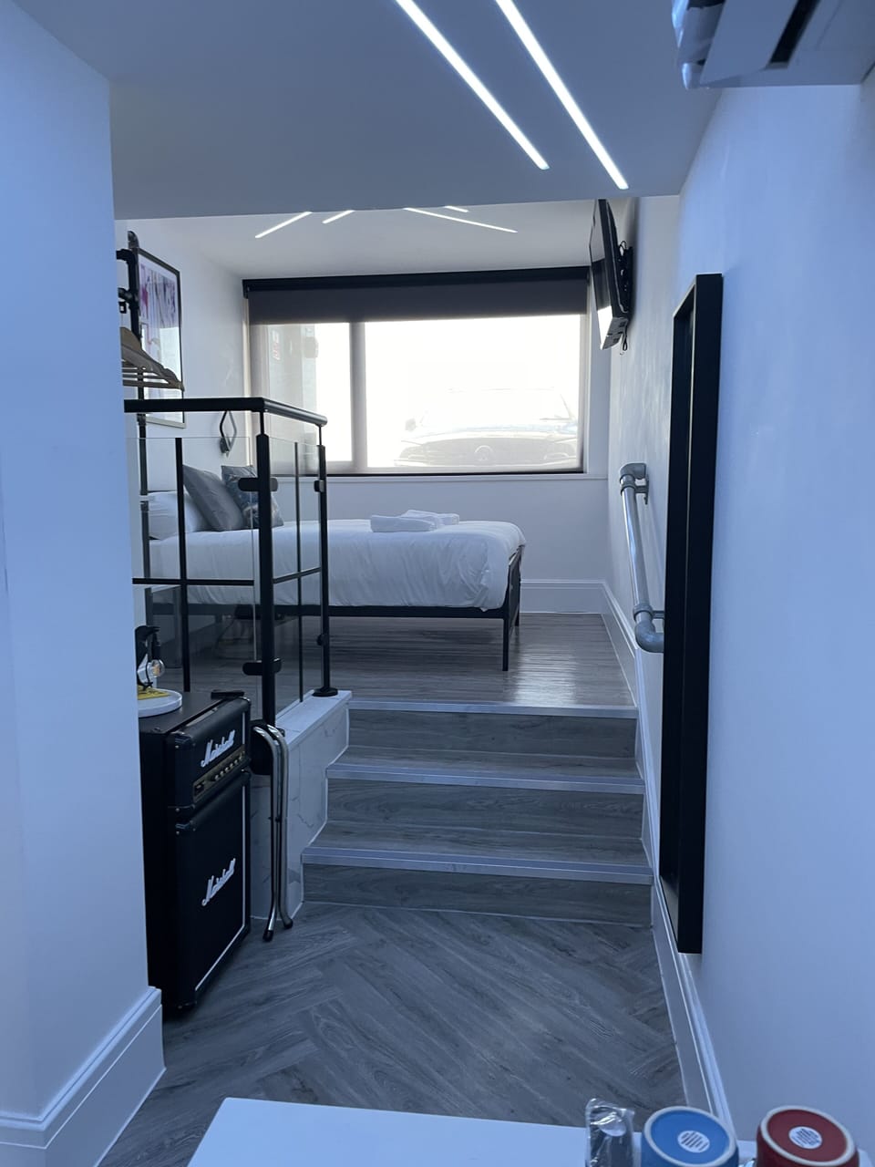 Design Double Room | Desk, laptop workspace, iron/ironing board, free WiFi