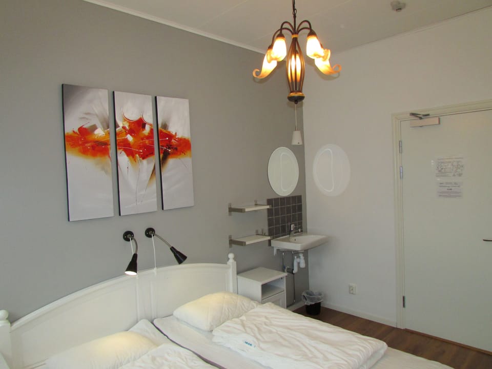 Individually decorated, individually furnished, soundproofing, free WiFi