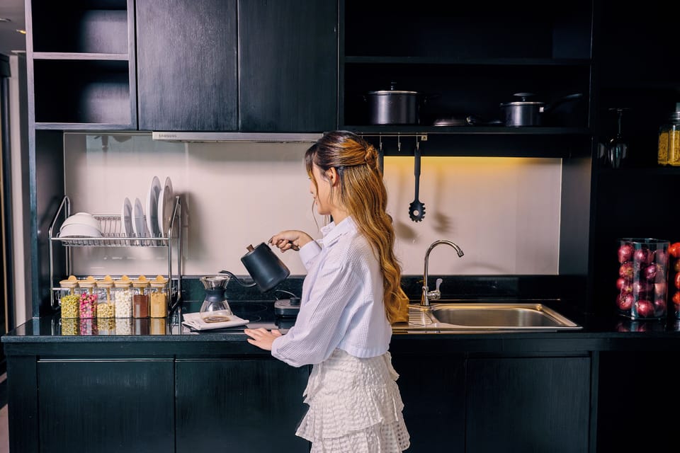 Residence King Suite | Private kitchen | Coffee/tea maker, electric kettle, eco-friendly cleaning products