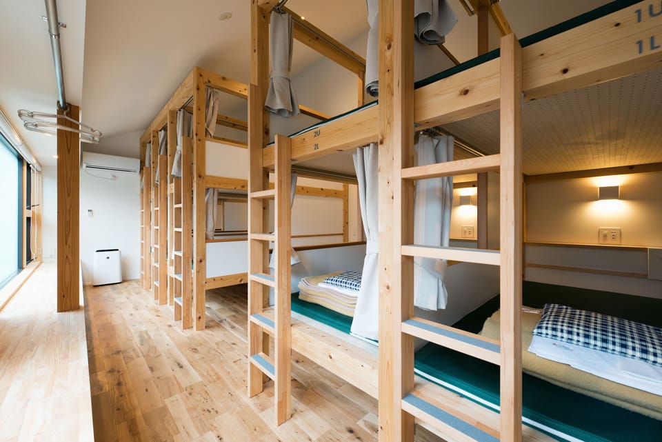 Shared Dormitory | Free WiFi, bed sheets