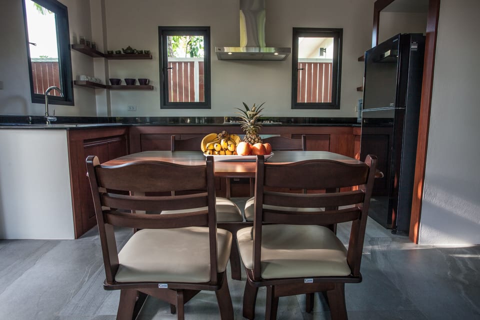 Executive Bungalow | In-room dining