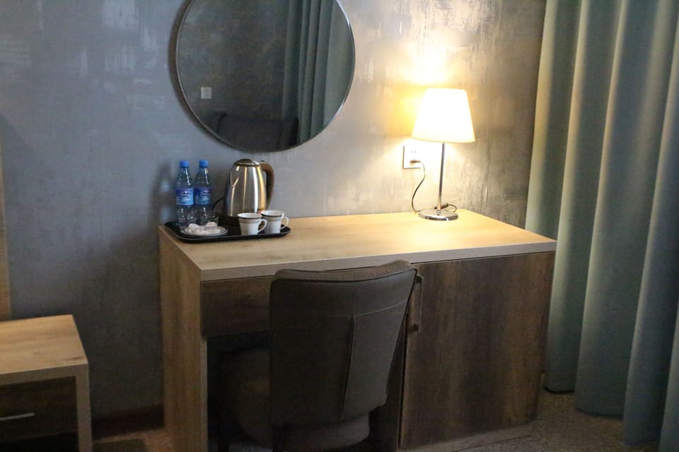 Standard Double Room | Premium bedding, minibar, in-room safe, desk