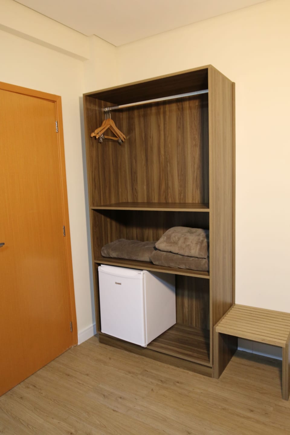 Deluxe Quadruple Room | Minibar, desk, blackout drapes, free WiFi