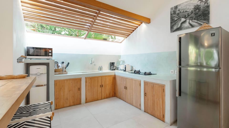 Family Villa, 3 Bedrooms | Microwave