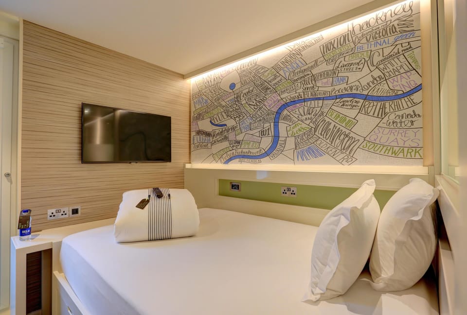 Standard Double Room | Bed sheets