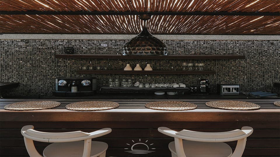 Poolside bar