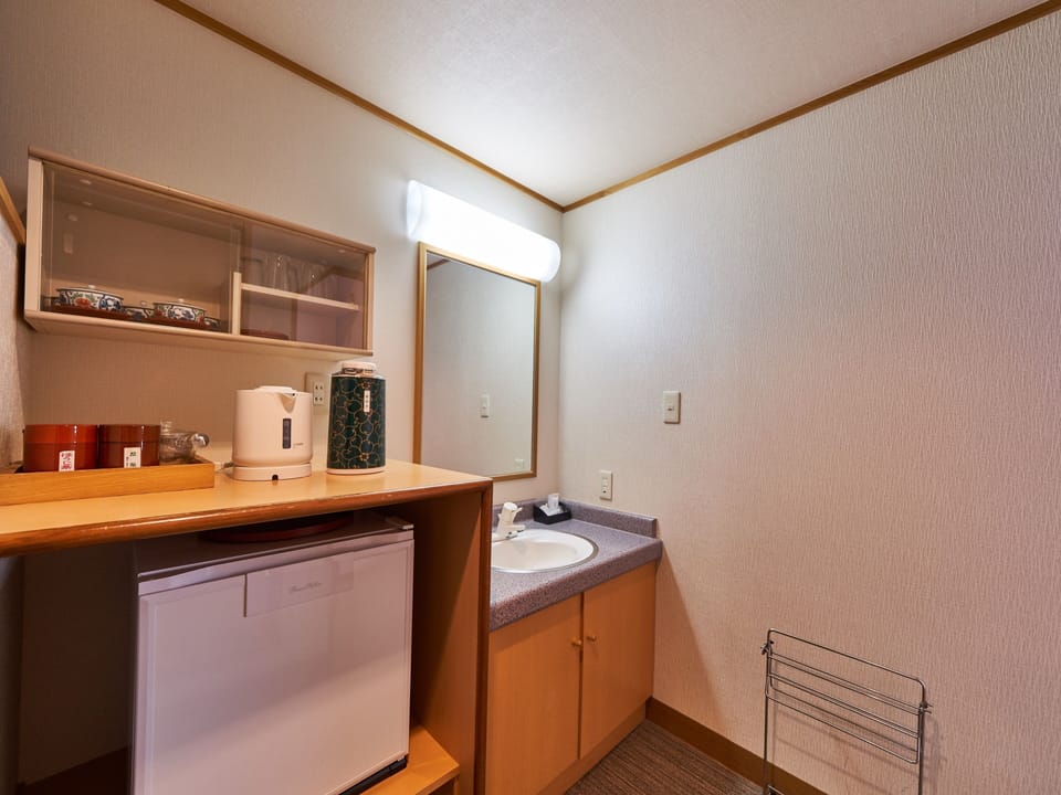 Main Building Japanese-Western Style Room, Non Smoking | Bathroom | Combined shower/tub, spring water tub, free toiletries, hair dryer
