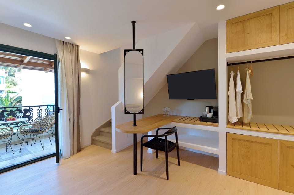 Maisonette | Living area | LCD TV