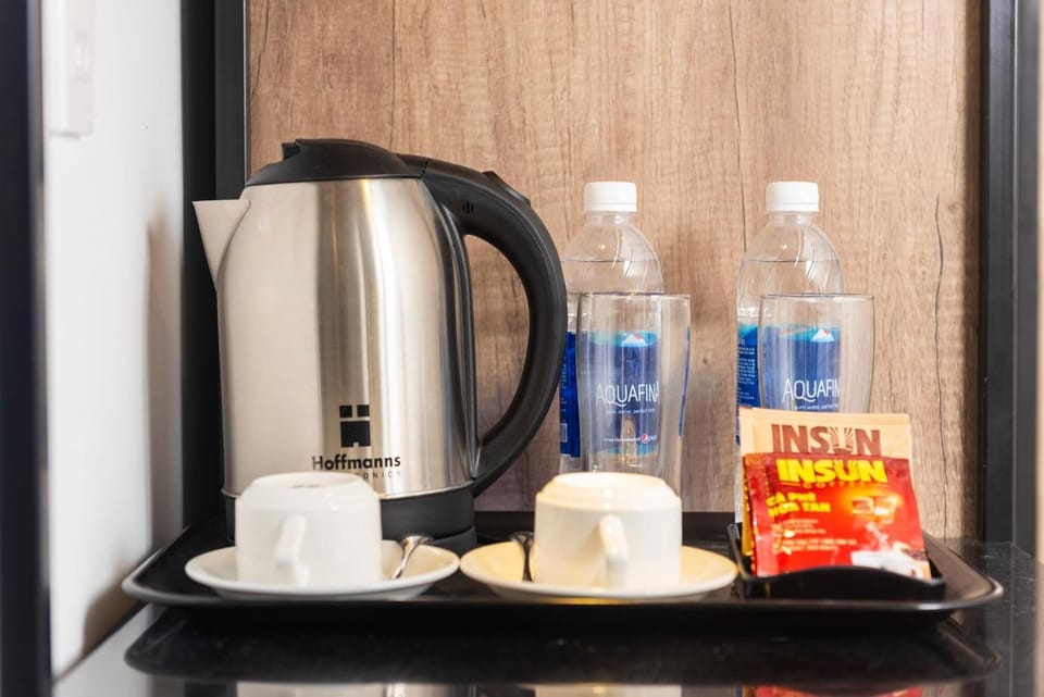 Deluxe Double Room, 1 Queen Bed | Private kitchen | Electric kettle