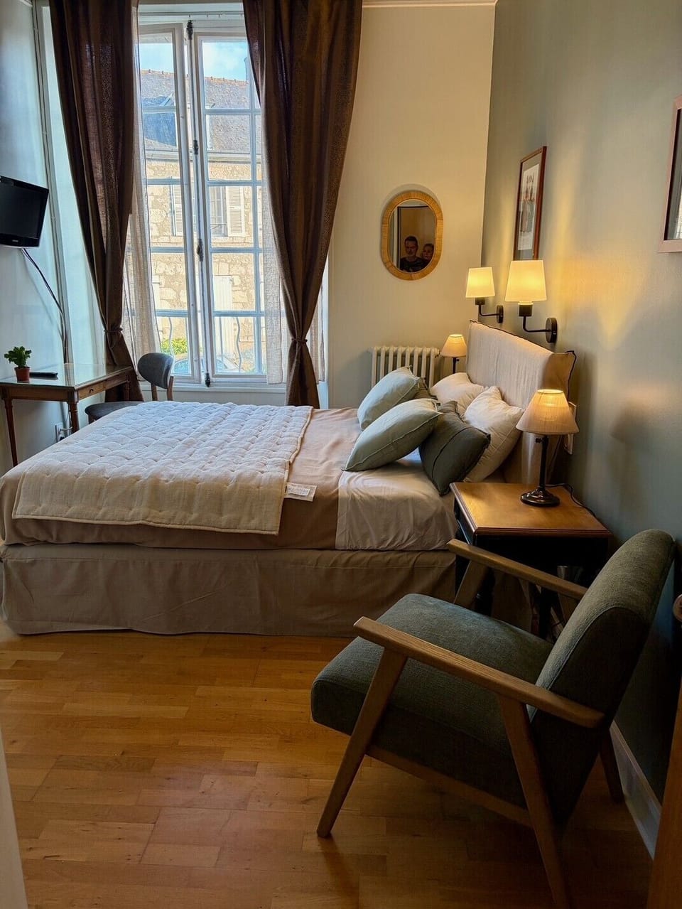 Superior Double Room | Individually decorated, individually furnished, blackout drapes