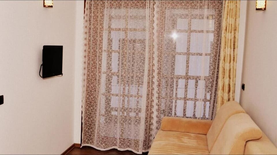 LED TV