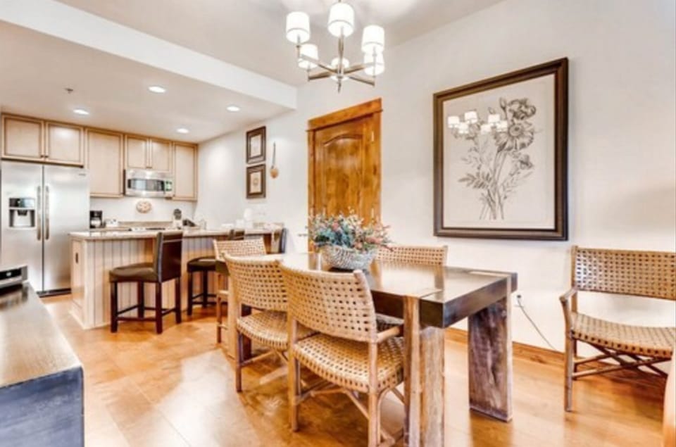 Condo (Breck_BlueSky_406) | Private kitchen
