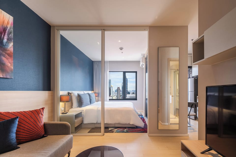 Suite, 1 King Bed (Sky) | Premium bedding, down comforters, in-room safe, desk