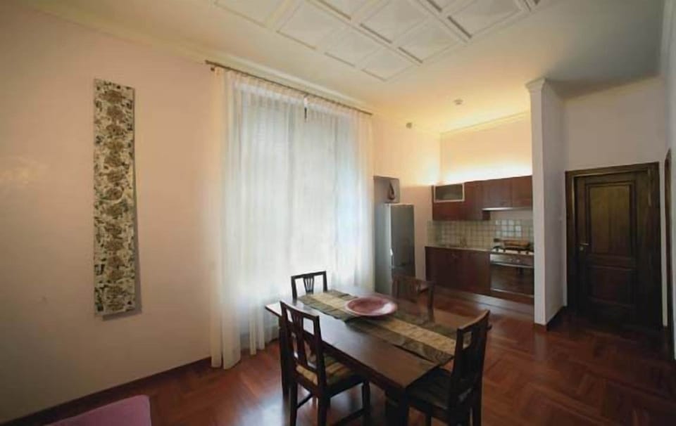 Junior Suite (4 people) | In-room dining