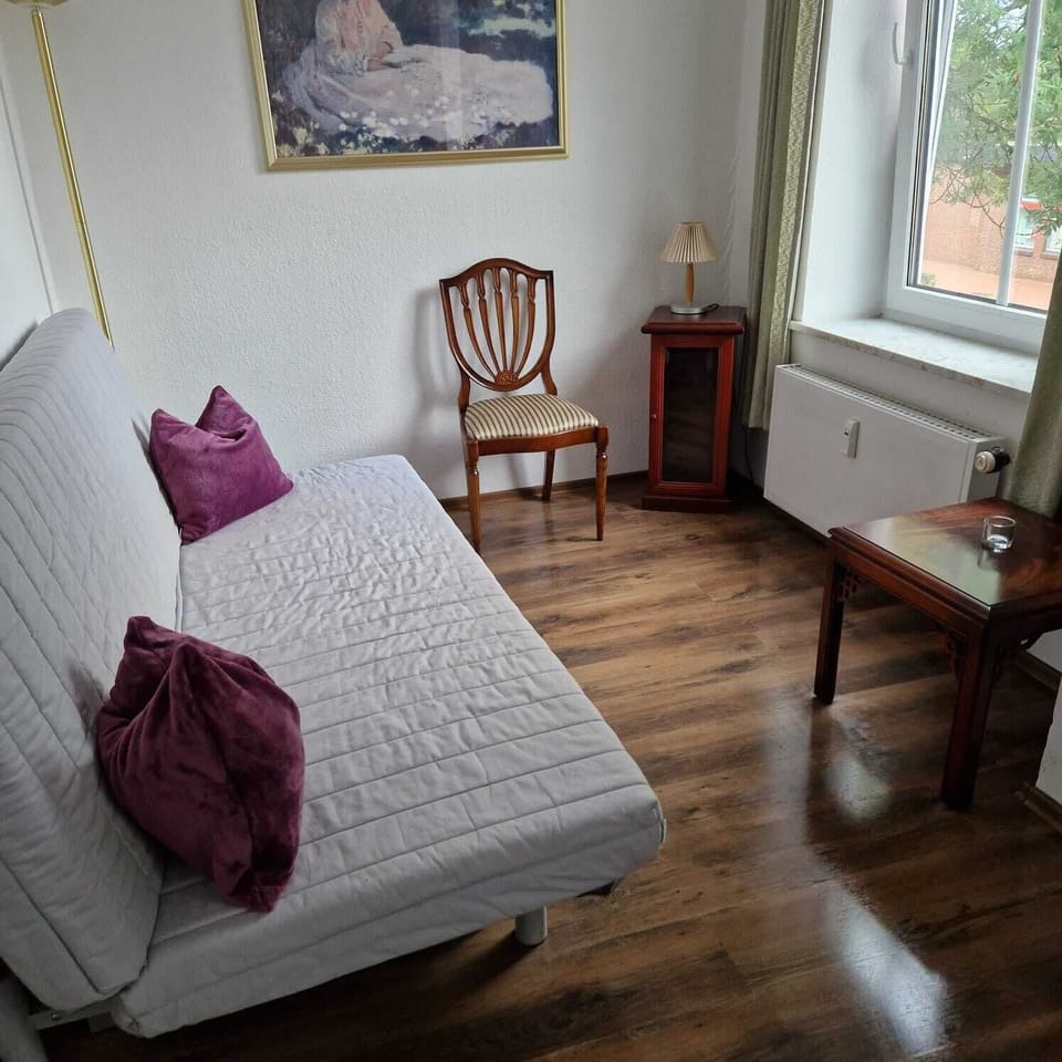Double Room | Individually decorated, individually furnished, free WiFi, bed sheets