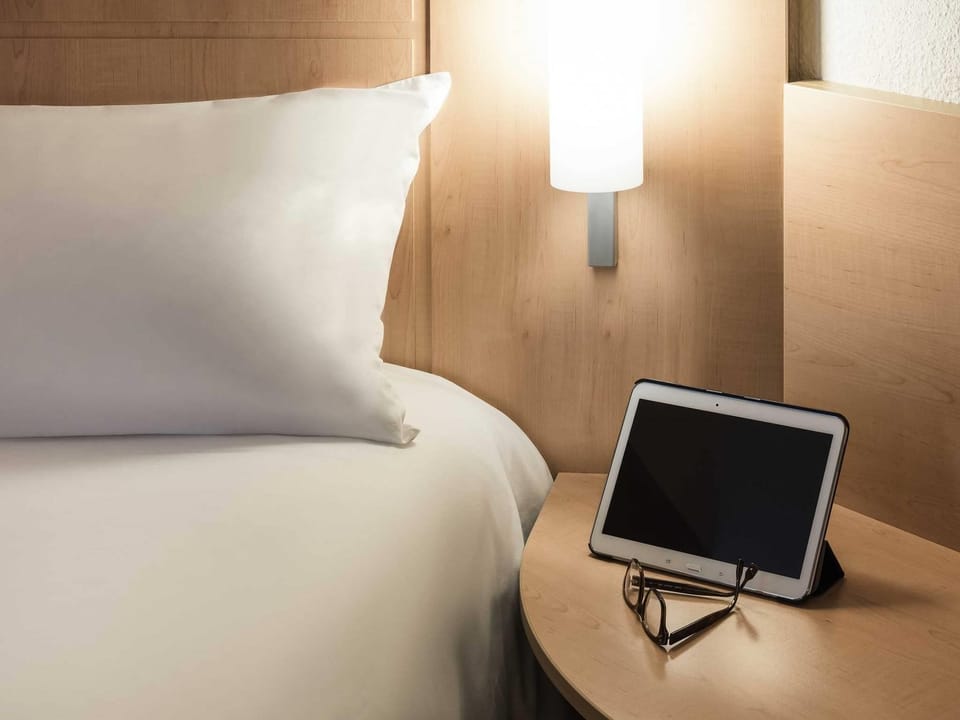 In-room safe, desk, iron/ironing board, free WiFi