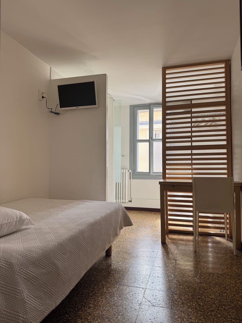 Single Room | Soundproofing, free WiFi, bed sheets