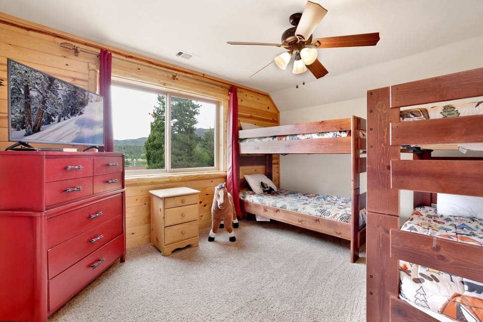 House, Multiple Beds, Hot Tub, Mountain View (1648) | View from room
