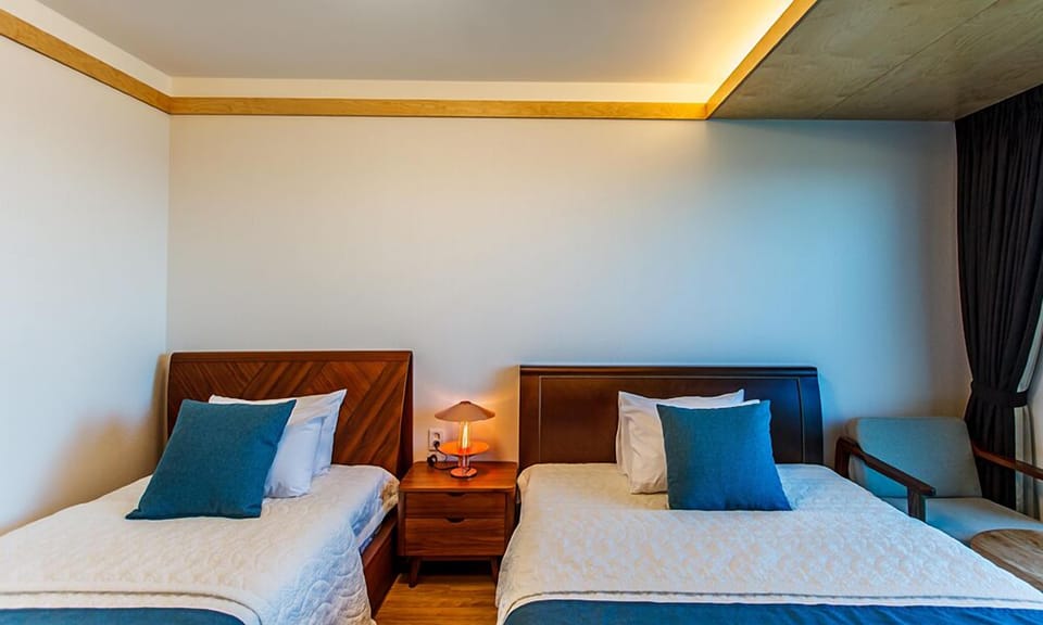 Luxury Room, Ocean View (A) | Free WiFi