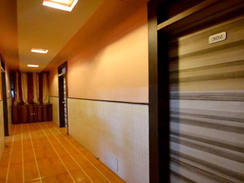 Hotel Sai Hari Prasad Hotel in Maharashtra