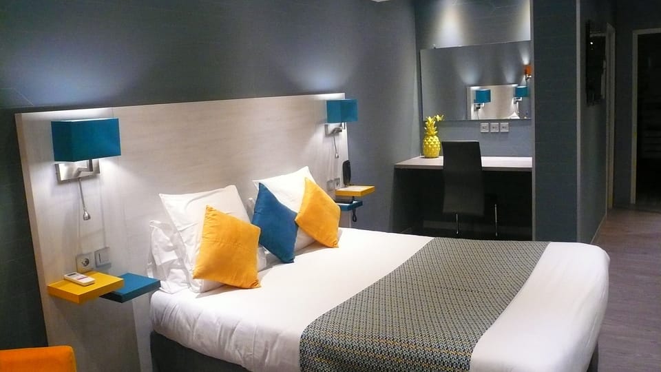Double Room (Prestige) | In-room safe, individually furnished, desk, soundproofing