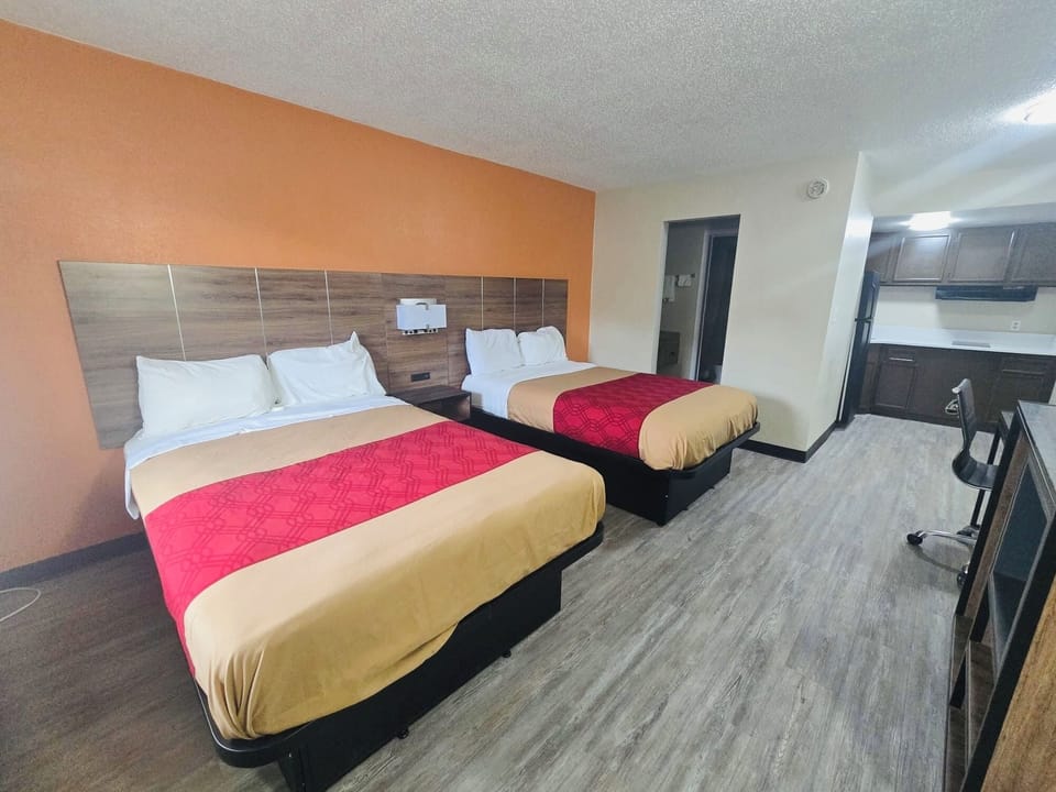 Deluxe Double Room | Individually furnished, free WiFi, bed sheets