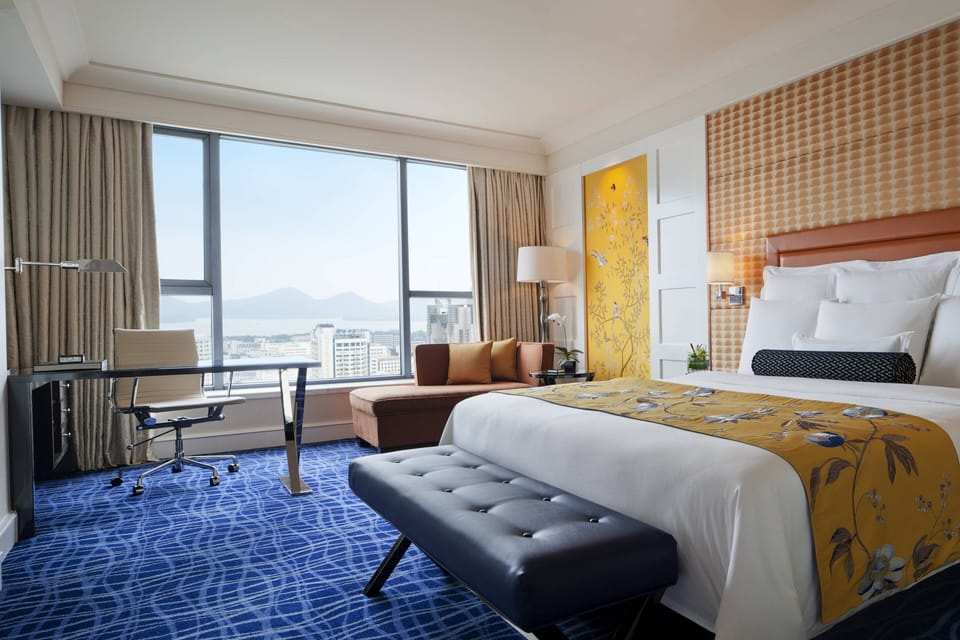 Premium bedding, minibar, in-room safe, desk