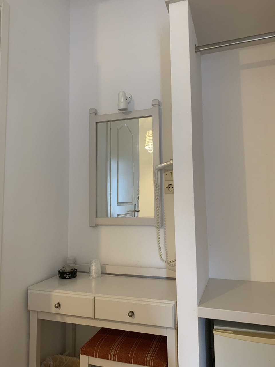 In-room safe, soundproofing, iron/ironing board, free WiFi