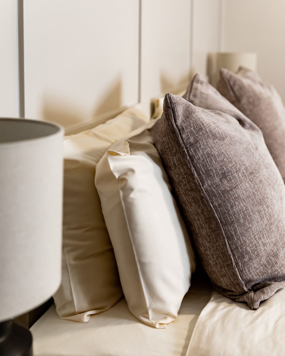 10 bedrooms, Egyptian cotton sheets, premium bedding