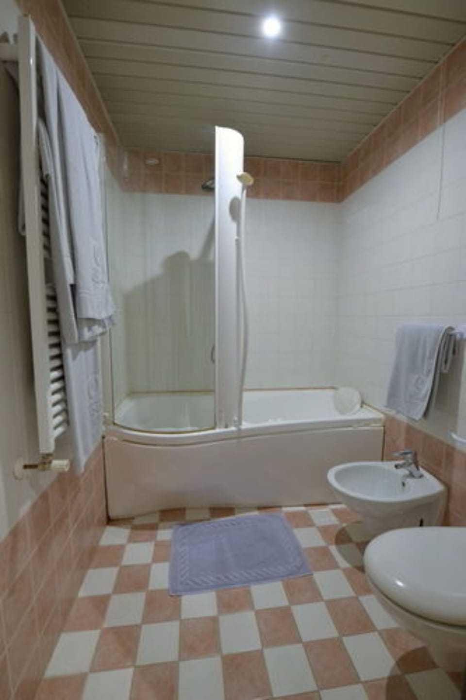 Family Room, Annex Building | Bathroom | Shower, rainfall showerhead, eco-friendly toiletries, hair dryer