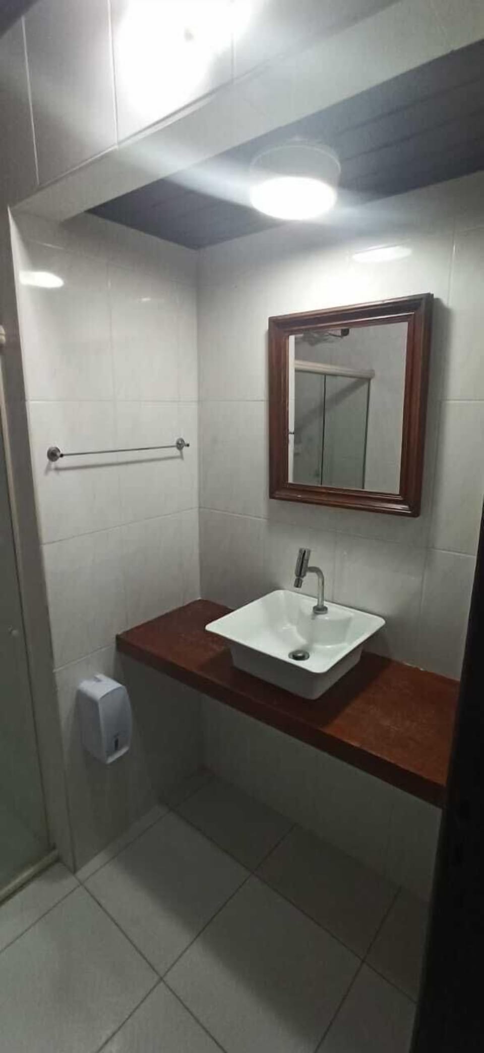 Superior Quadruple Room | Bathroom | Shower, designer toiletries, towels