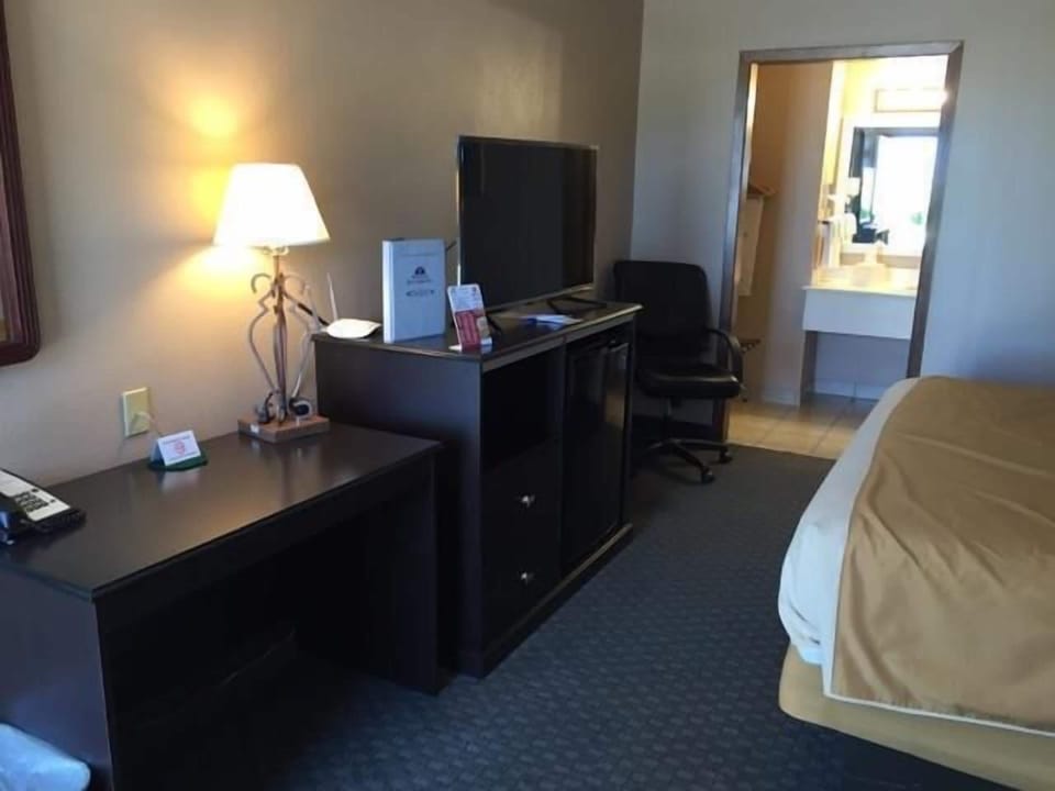 Desk, iron/ironing board, cribs/infant beds, rollaway beds