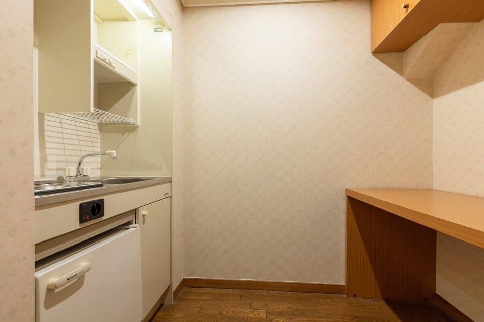 Special Room, Ocean View | Mini-refrigerator