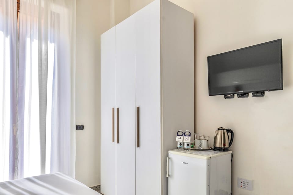 Double Room | Egyptian cotton sheets, premium bedding, down comforters, pillowtop beds