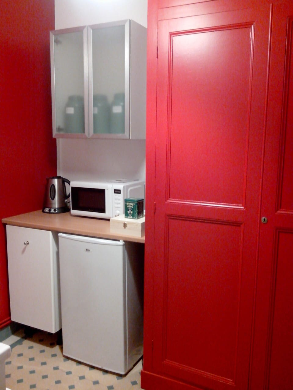 Family Suite, Private Bathroom | Restaurant