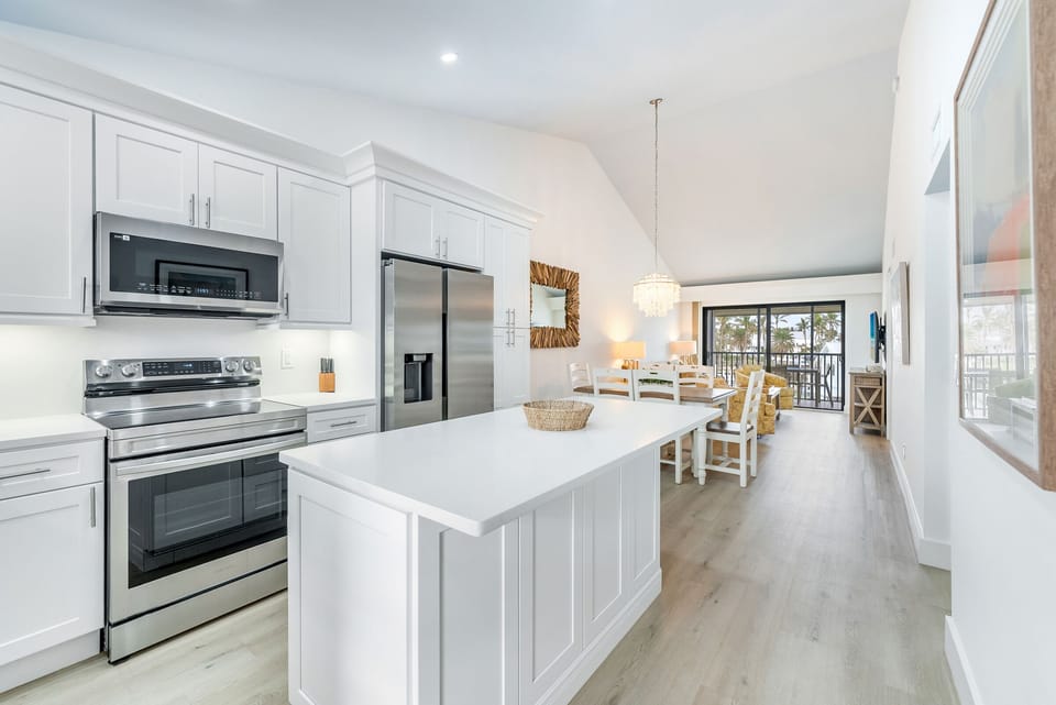 Two Bedroom Marina Villa Deluxe | Private kitchen | Full-size fridge, microwave, oven, stovetop
