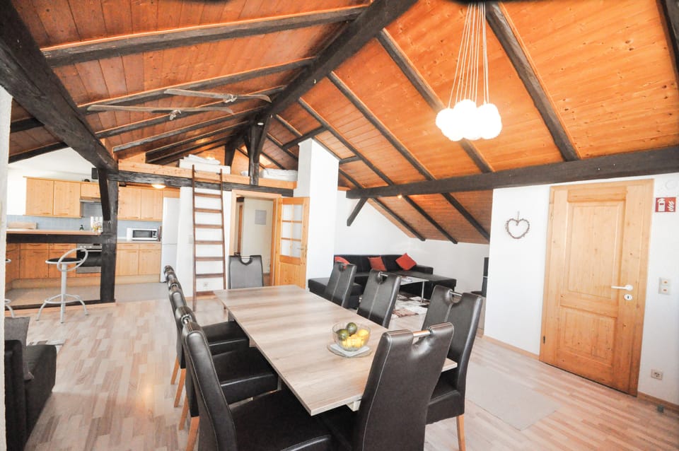 Gallery Loft, Sauna | Living area | Smart TV, fireplace
