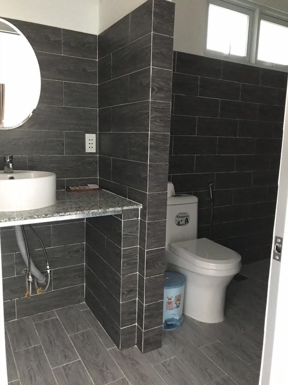 Family Bungalow, Connecting Rooms, Garden View | Bathroom | Shower, rainfall showerhead, free toiletries, slippers