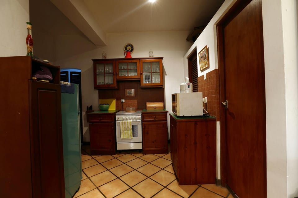Double Room | Shared kitchen | Shared fridge, microwave, oven, electric kettle
