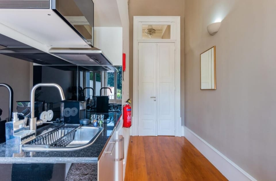 Mini-fridge, microwave, espresso maker, electric kettle