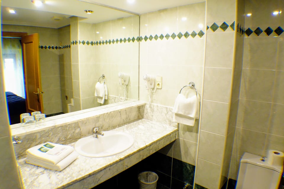Tripolis Toledo Hostel in Toledo