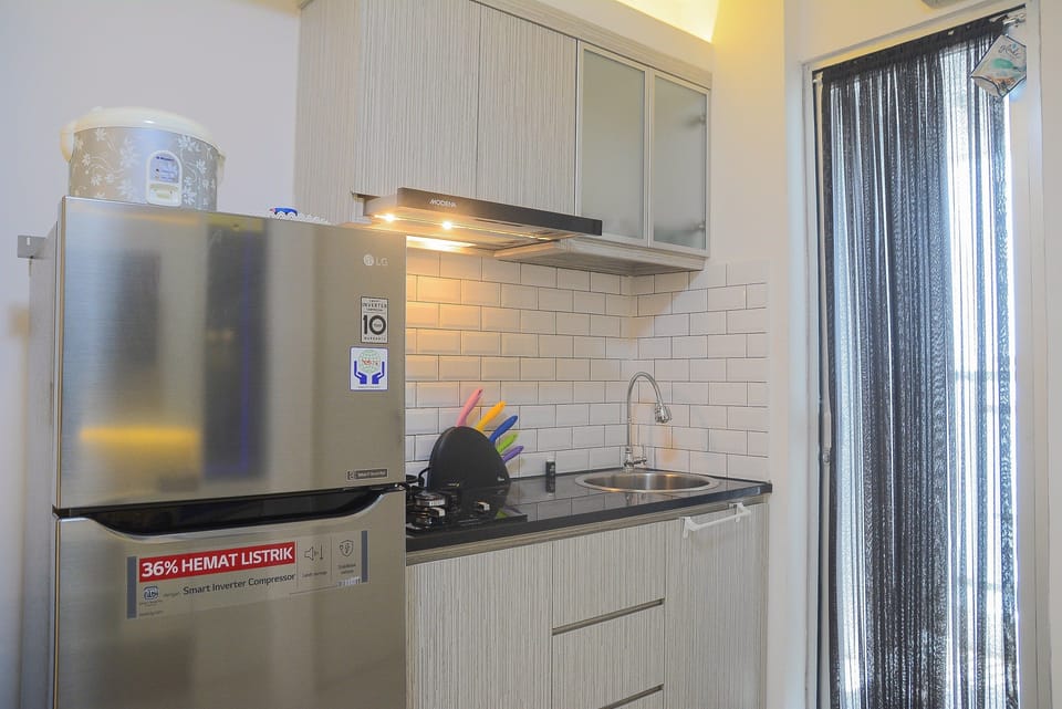Apartment, 2 Bedrooms | Private kitchenette | Fridge, stovetop, cookware/dishes/utensils