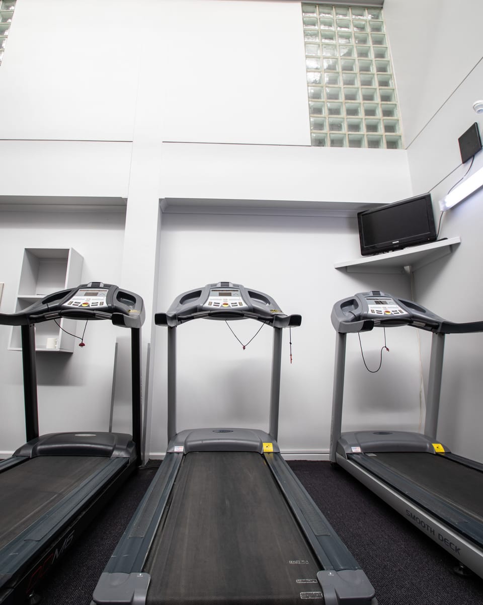 Madison Capital Executive Apartments Hotel in Canberra