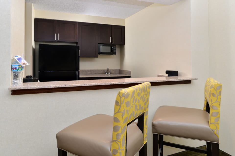 In-room safe, desk, iron/ironing board, free cribs/infant beds
