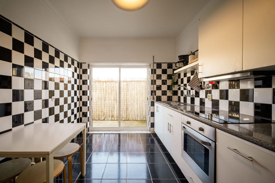 Apartment, 1 Bedroom | Private kitchen | Fridge