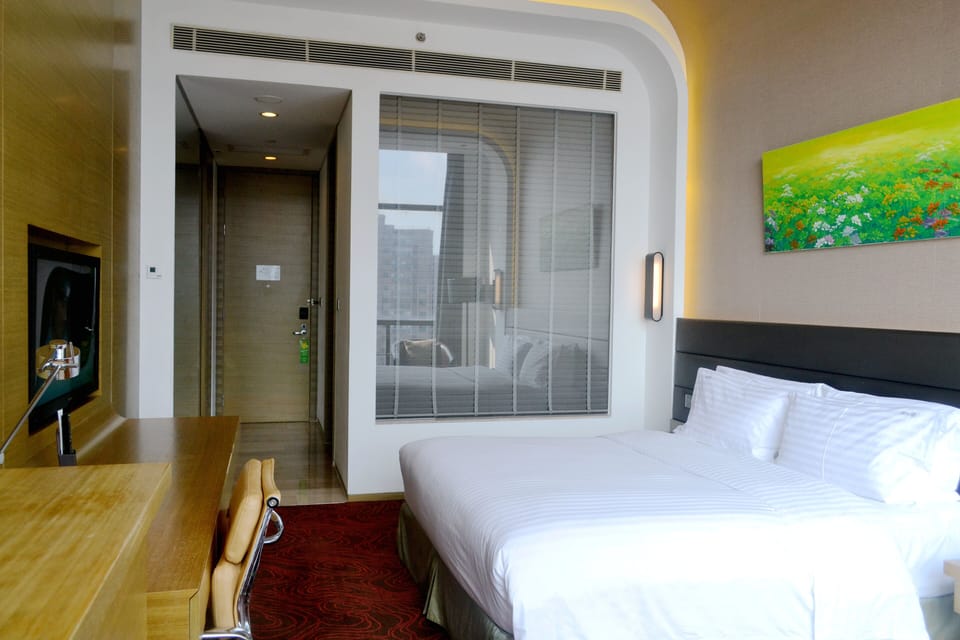Minibar, in-room safe, desk, soundproofing