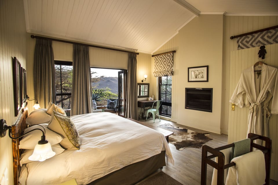 3 bedrooms, premium bedding, in-room safe, individually decorated