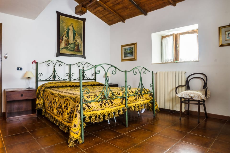 Classic Double Room | Individually decorated, individually furnished, free cribs/infant beds