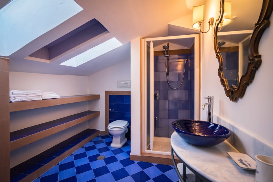 Superior Double Room, 1 Queen Bed, Terrace, Sea View | Bathroom | Shower, hair dryer, bidet, towels