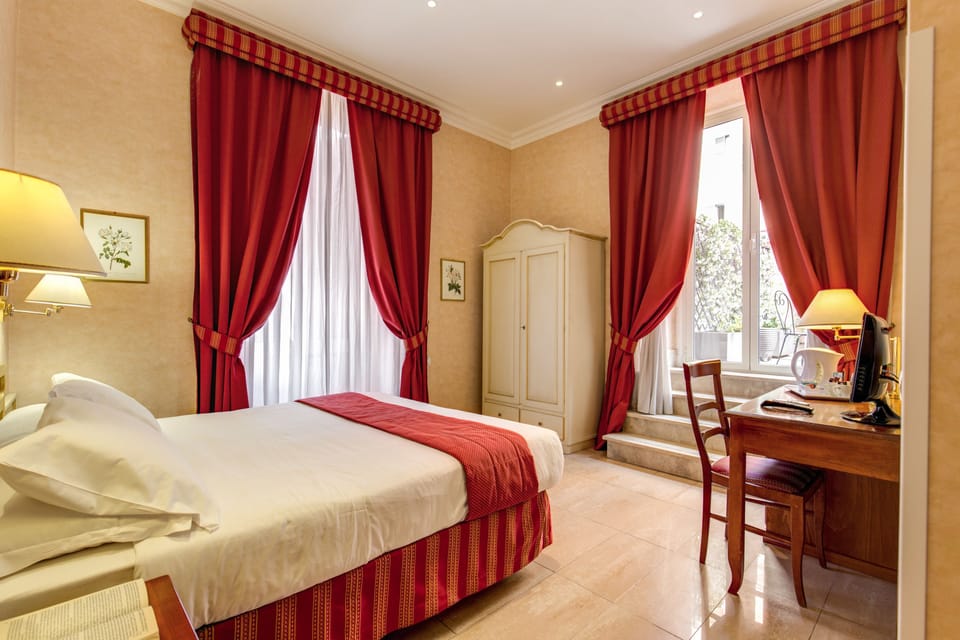 Superior Double Room, Terrace | In-room safe, desk, free cribs/infant beds, free WiFi